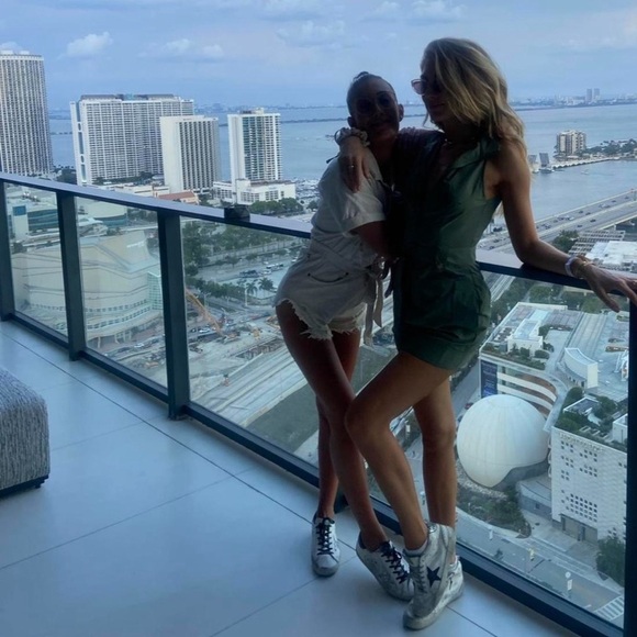 COPY - Superdown olive green mini dress - Picture 2 of 3